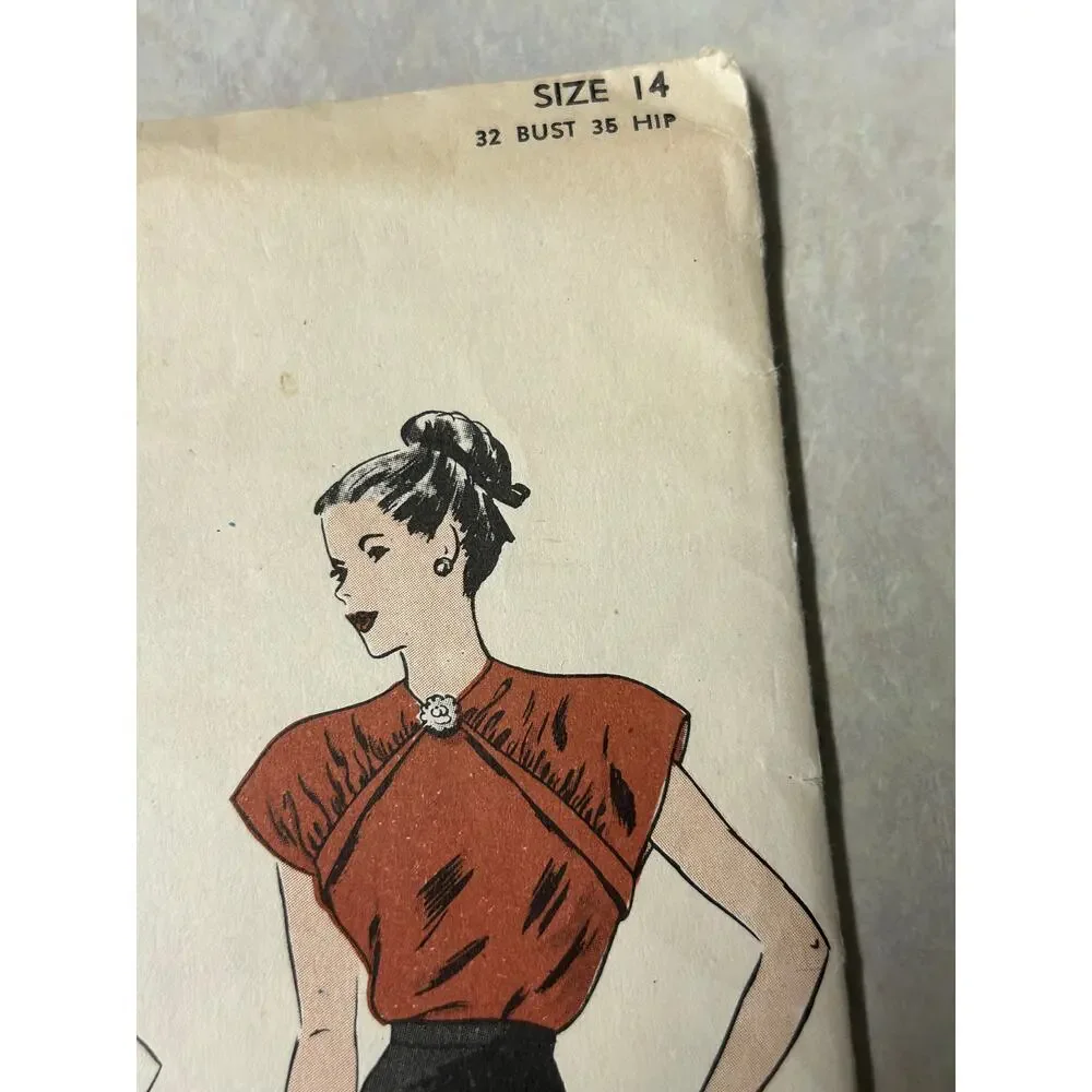 Vintage 1940's Vogue Pattern #5658 Women's‎ Blouse Size 14